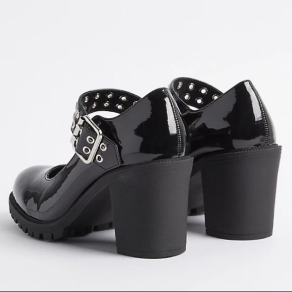 TORRID NWT MARY JANE LUG HEEL - FAUX LEATHER BLACK (WW) - Picture 3 of 5